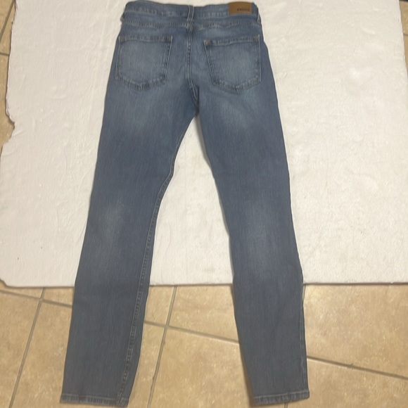 RSQ Tilly’s slim medium wash distressed slim jeans 31x32 - Picture 6 of 7
